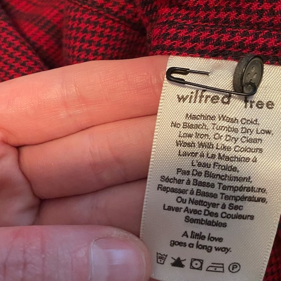 Aritzia - Wilfred free red and black plaid shirt - Size Small - Picture 4 of 5